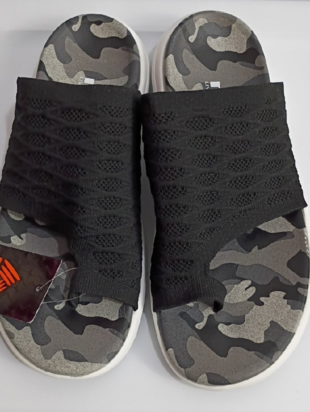 RBX BLACK KNIT MESH SLIDE SANDALS WITH GRAY CAMOUFLAGE FOOTBED SIZE 8 NWT